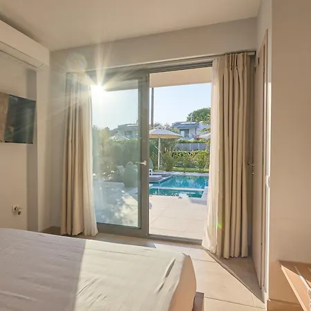 Ocean Private - Halkidiki Villa