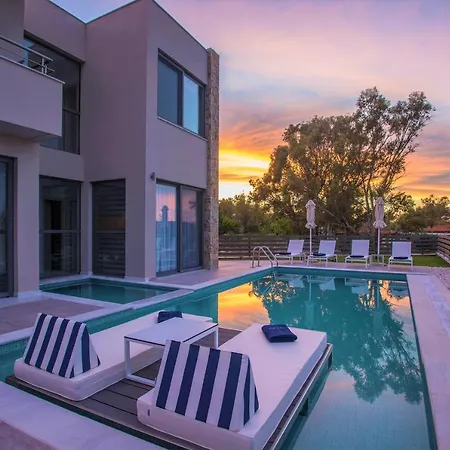 Ocean Private - Halkidiki * Πευκοχώρι